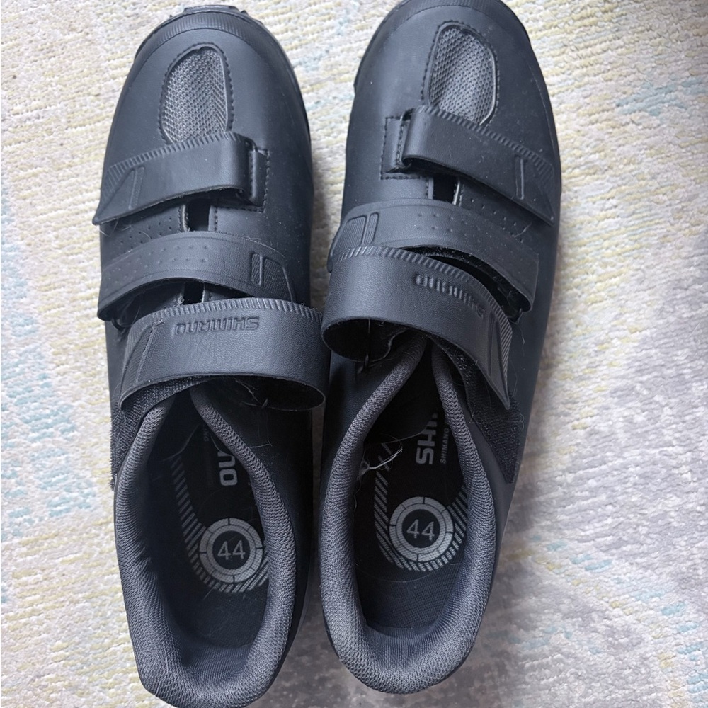 Shimano Men's Black Athletic Cycling Shoes